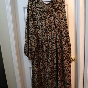 Ava & Viv Women's Plus Size Leopard Print Flutter Elbow Sleeve Dress